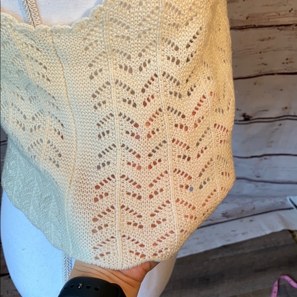COTTON ON Crochet Cream Small Crop Top - Picture 7 of 13